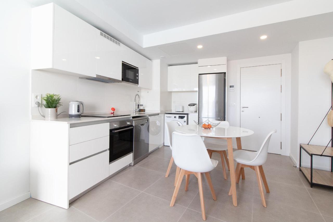 Global Properties, Apartamento Con Terraza Y Vistas A La Piscina En Gran Canet Canet d'En Berenguer Exteriör bild