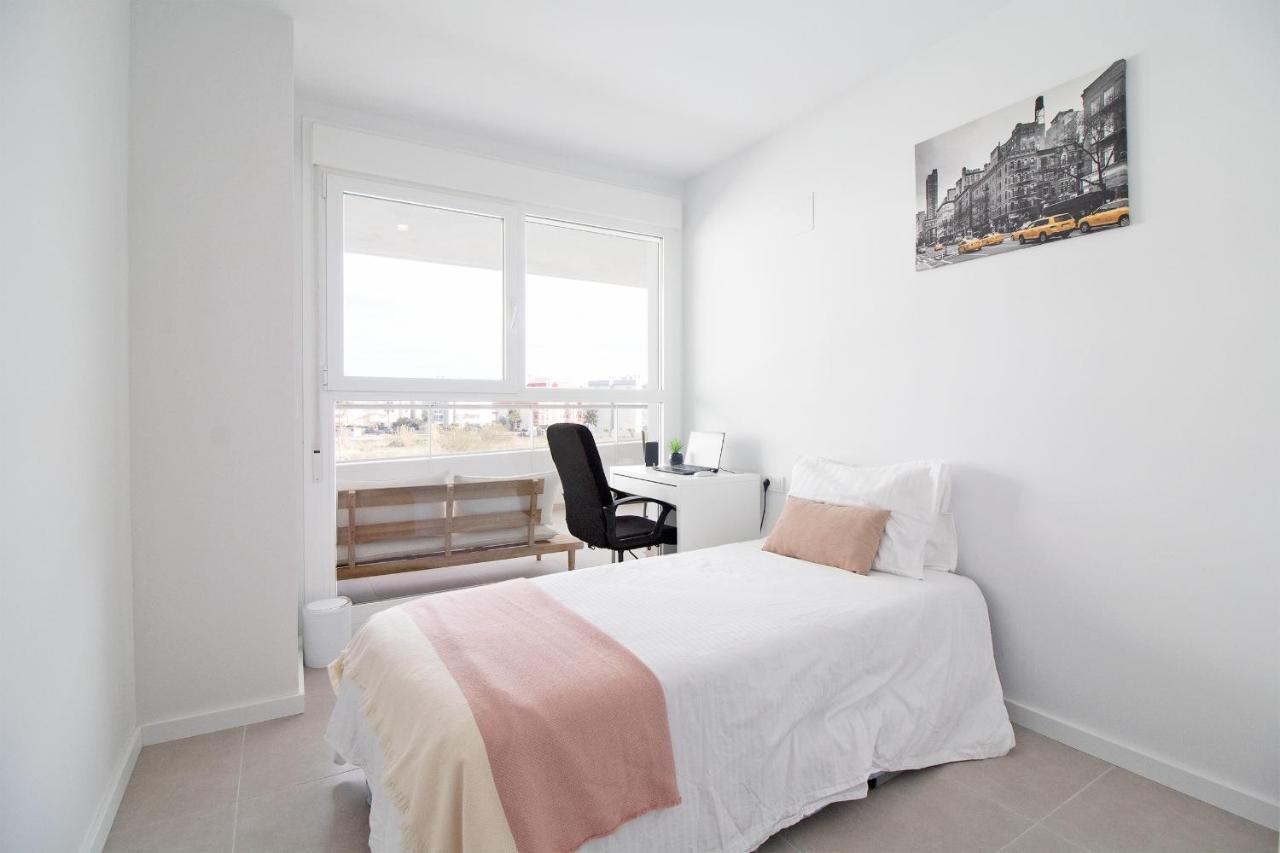 Global Properties, Apartamento Con Terraza Y Vistas A La Piscina En Gran Canet Canet d'En Berenguer Exteriör bild