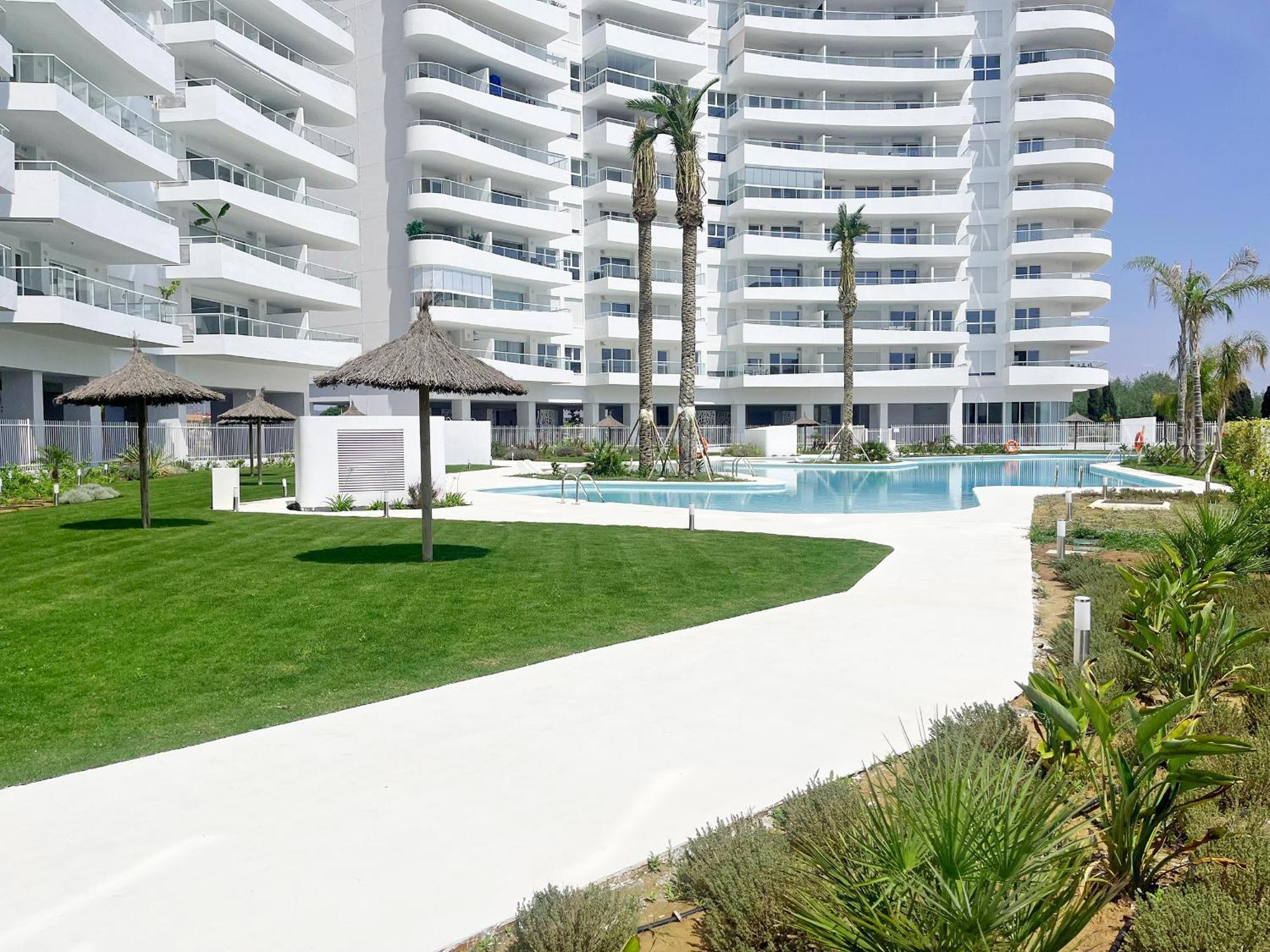 Global Properties, Apartamento Con Terraza Y Vistas A La Piscina En Gran Canet Canet d'En Berenguer Exteriör bild